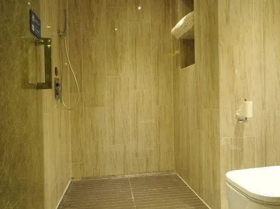 Cassidy Changxiang Hotel