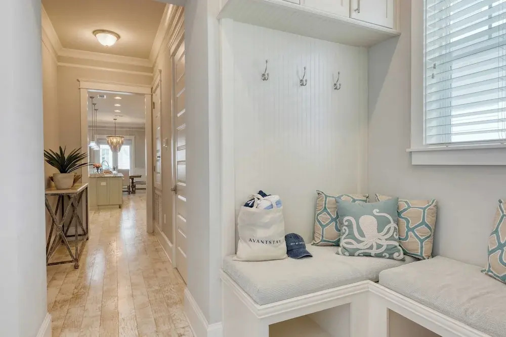 Shine on the Shore by Avantstay Pool + Golf Cart