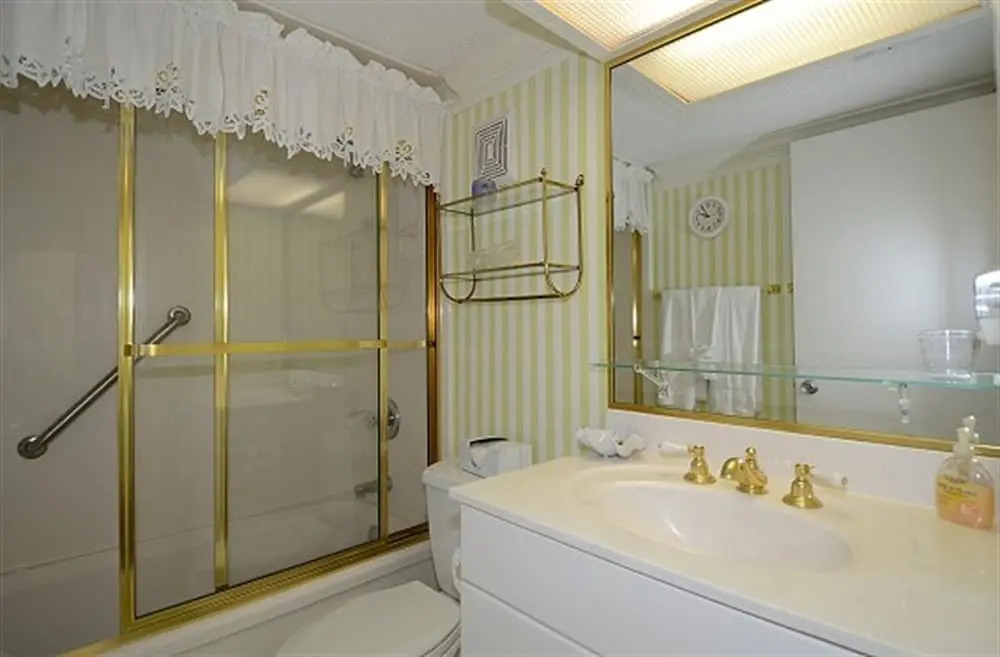Shoreline Towers 3116 3 Bedroom Condo