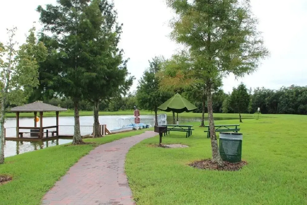 Townhouses Condos With Fantastic Resort Facilities
