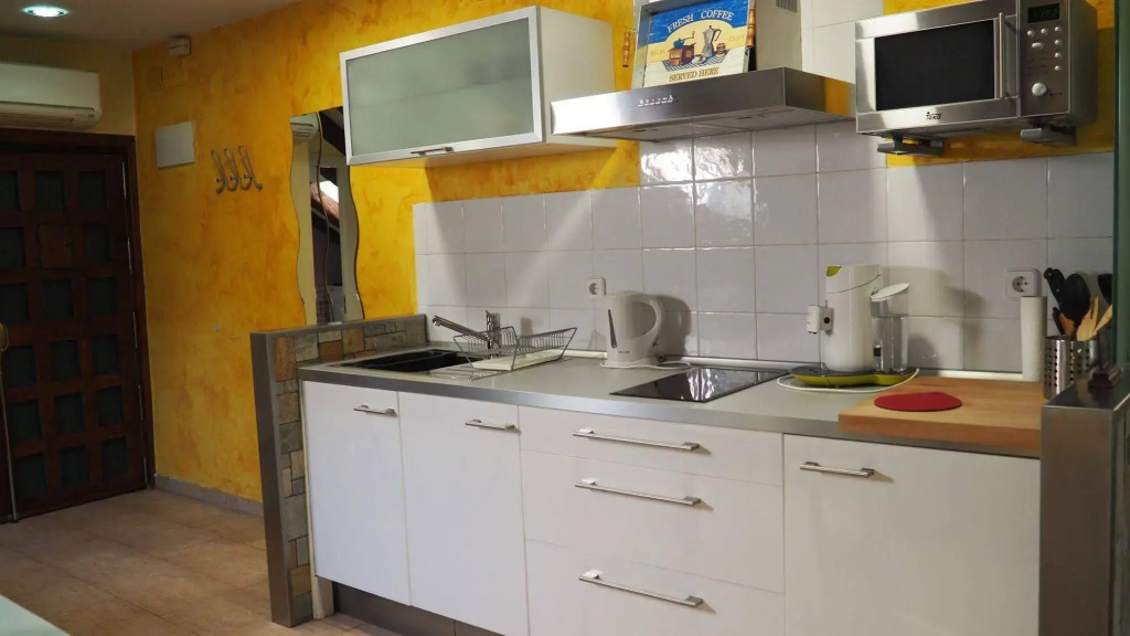 Apartment In Historical Building Madrid