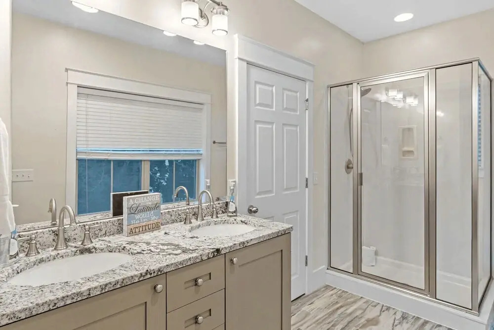 Sandy Smiles by Avantstay Seagrove Walk to Beach + Pool