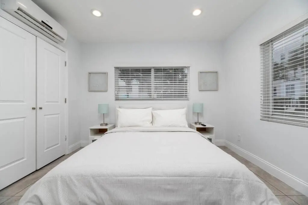 Bayshore Breeze 1 - Fort Lauderdale Beach