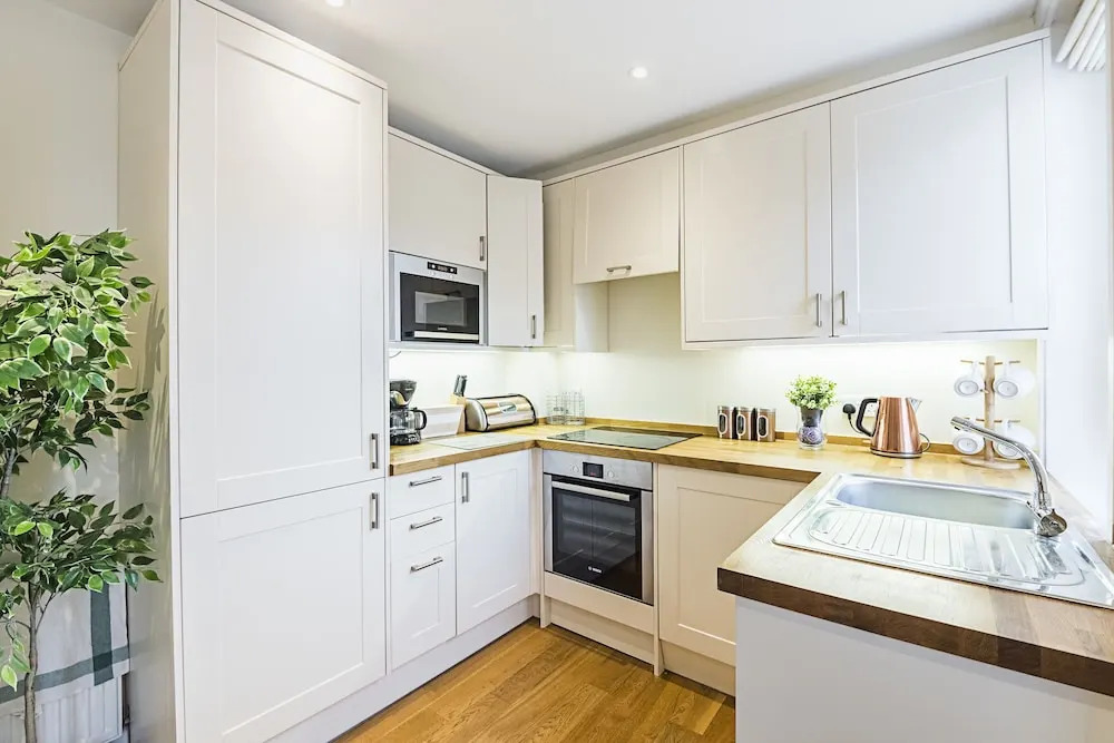 2 bed Fulham broadway apartment