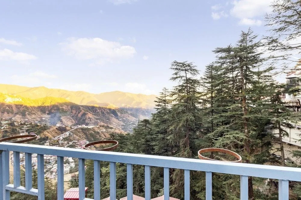 GuestHouser 1 BR Bed & Breakfast 83ac