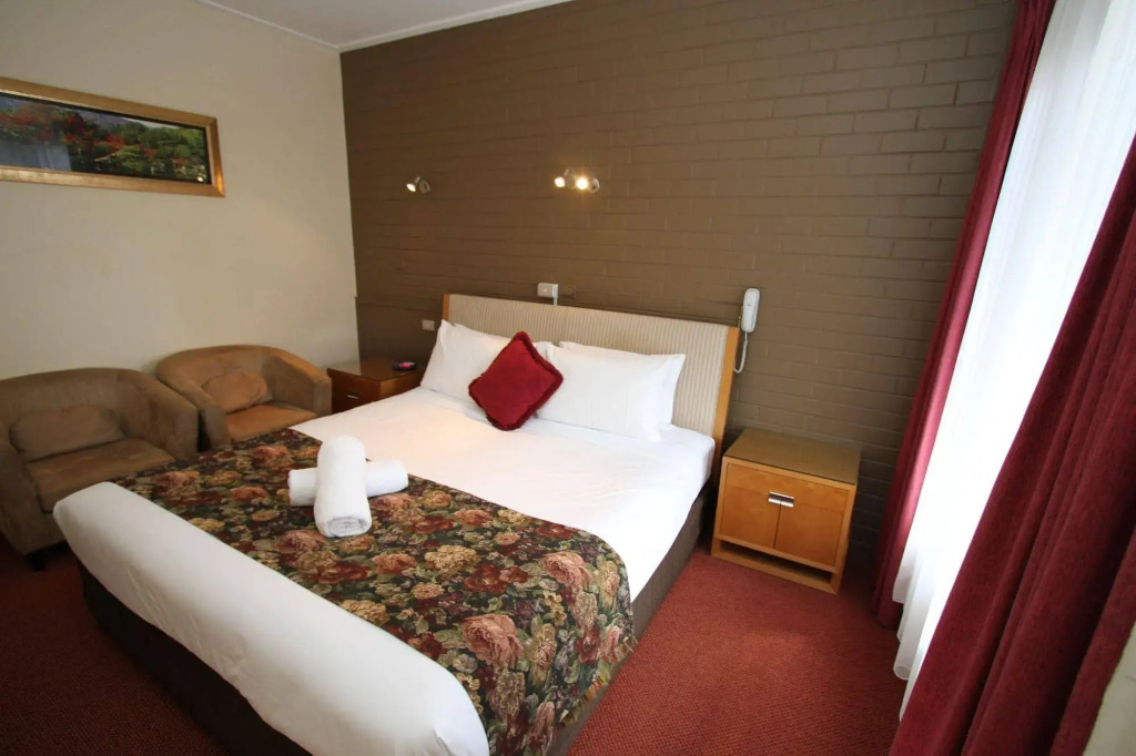 Elm Motel