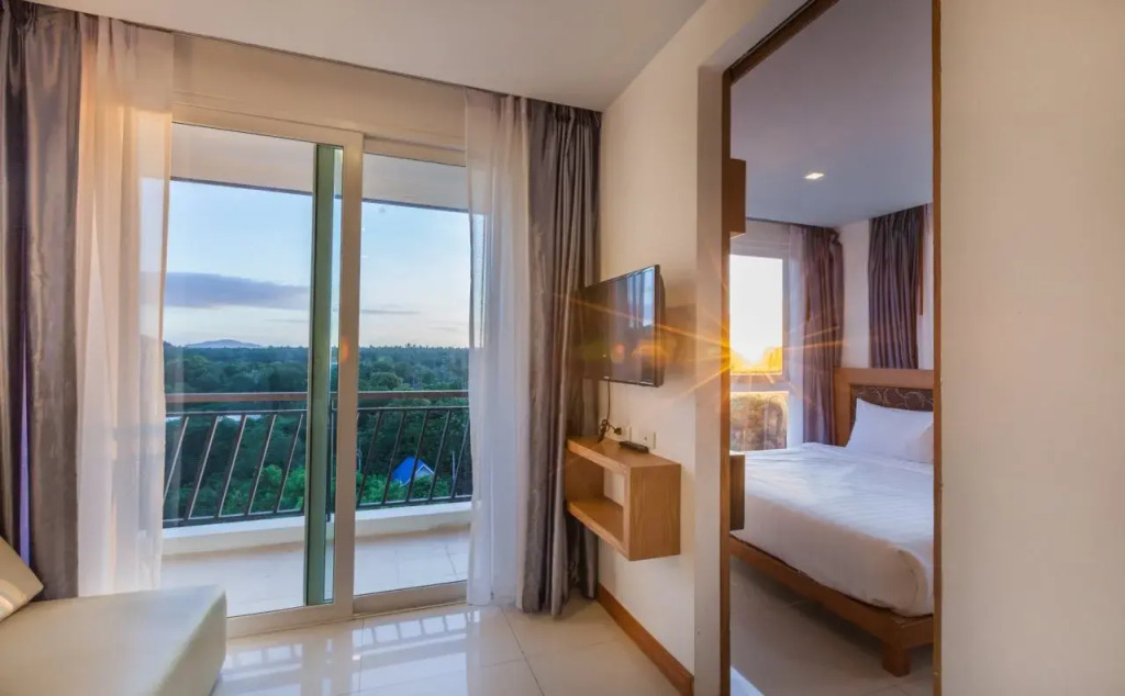 Grand Nai Harn Suites