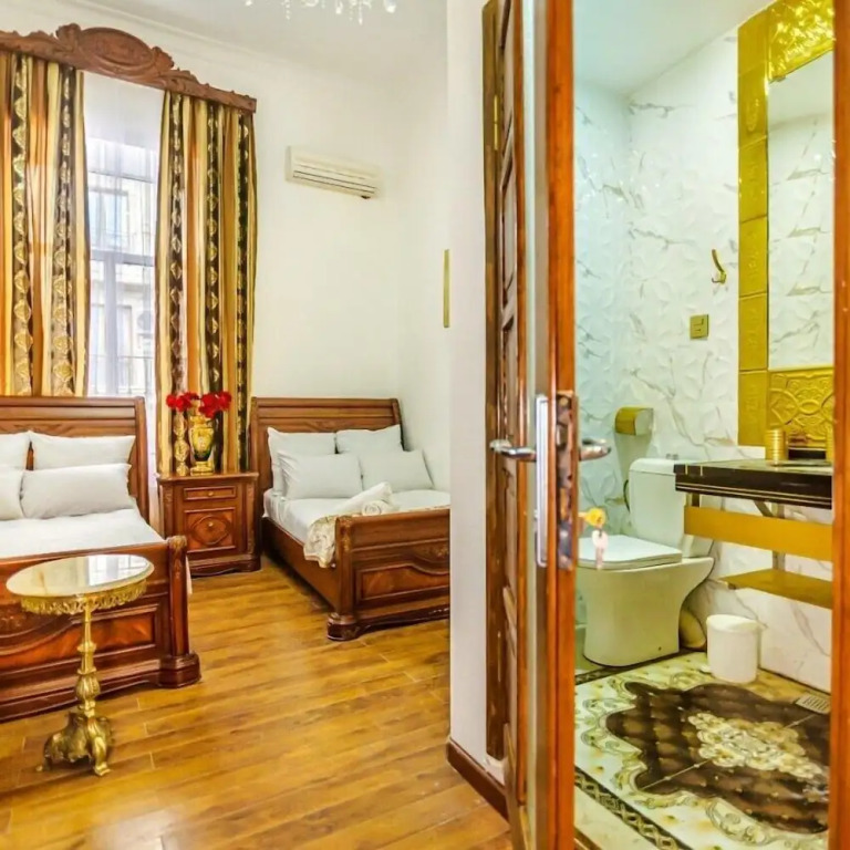 Sera Hotel