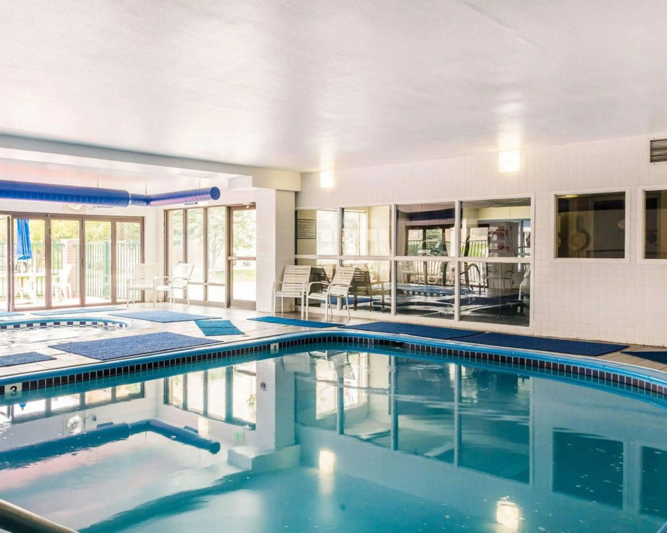 Comfort Suites Denver North - Westminster