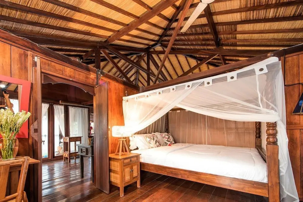 3 Bedroom Authentic Villa In Canggu