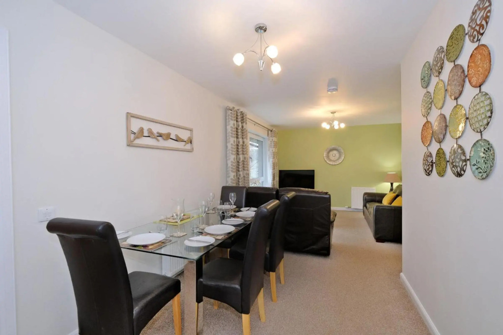 Netherhills Apartment