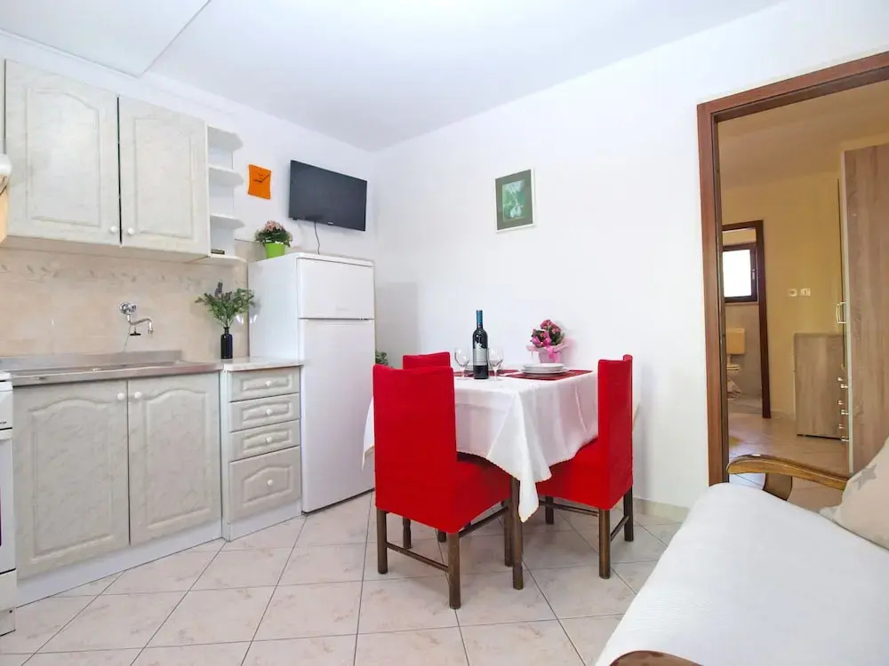Apartment 604