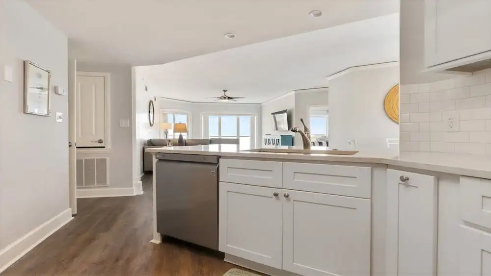 3506 Windsor 2 Bedroom Condo