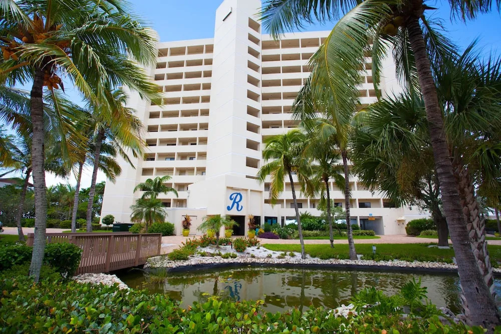 Fort Myers Beach Area 7500 - 1103