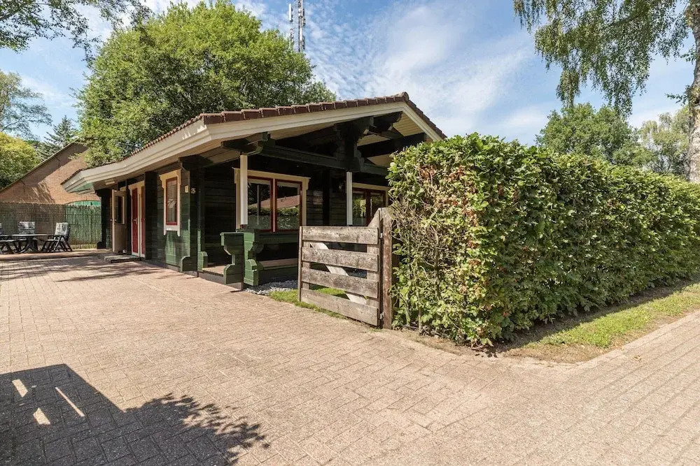 Chalet in Hulshorst Near Lake