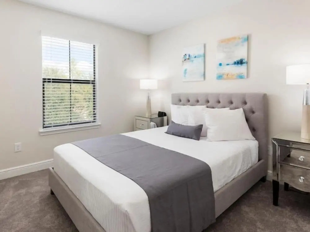 Modern 3 Bed Town Home At Balmoral Resort-3sltth1 3 Bedroom Condo by RedAwning