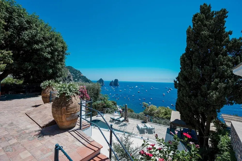 VILLA MARINA PICCOLA ai FARAGLIONI