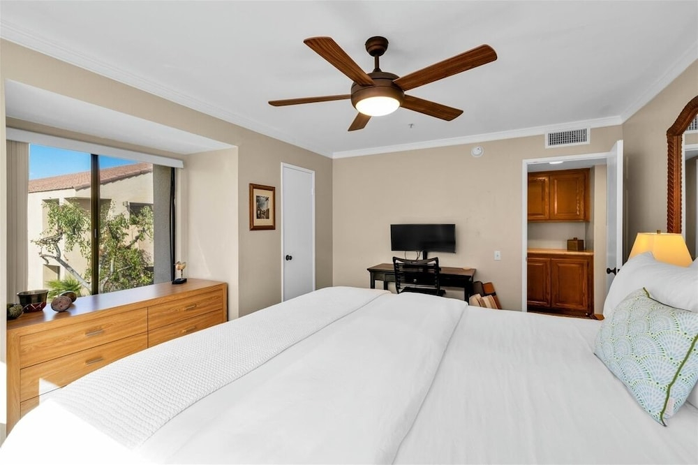 Plaza Villas 571