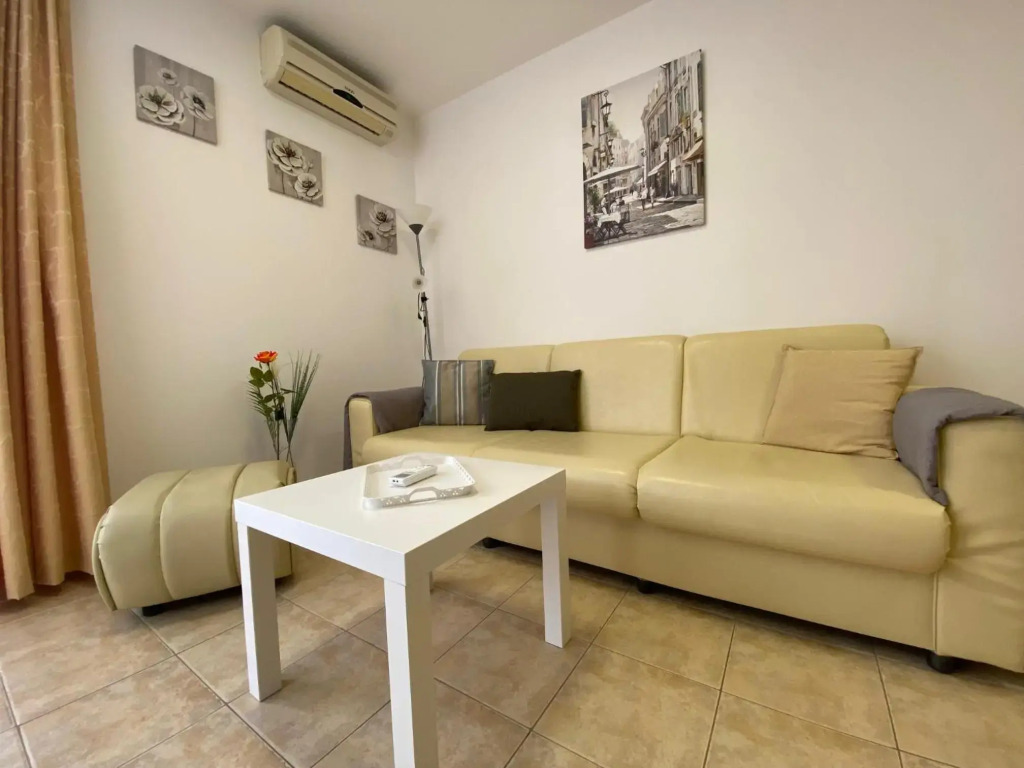 One Bedroom Apartment Anita Pool View А25
