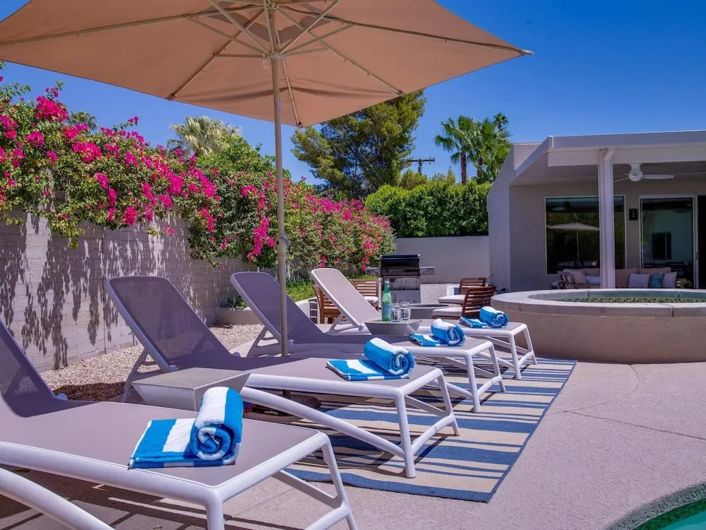 Bon Vivant Palms Holiday home 4