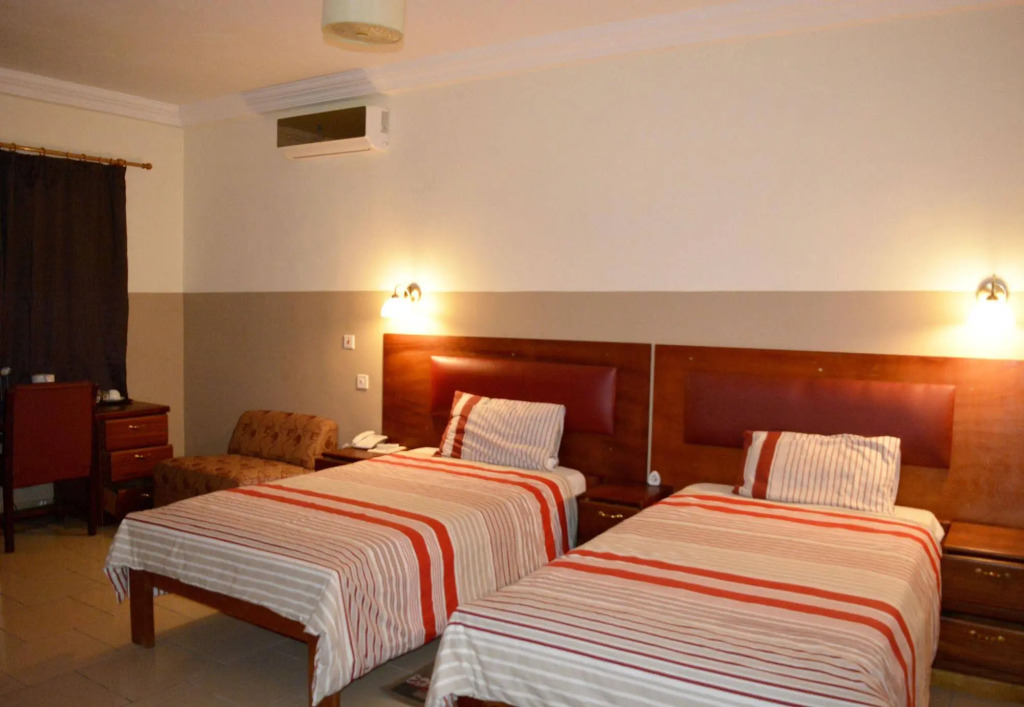 Kunta Kinte Hotel