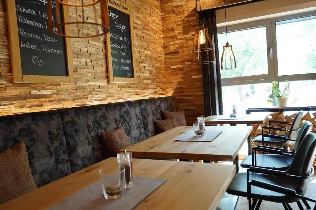 Hotel Dein Franz - Bistro, Kaffeebar & Outdoor-Lounge