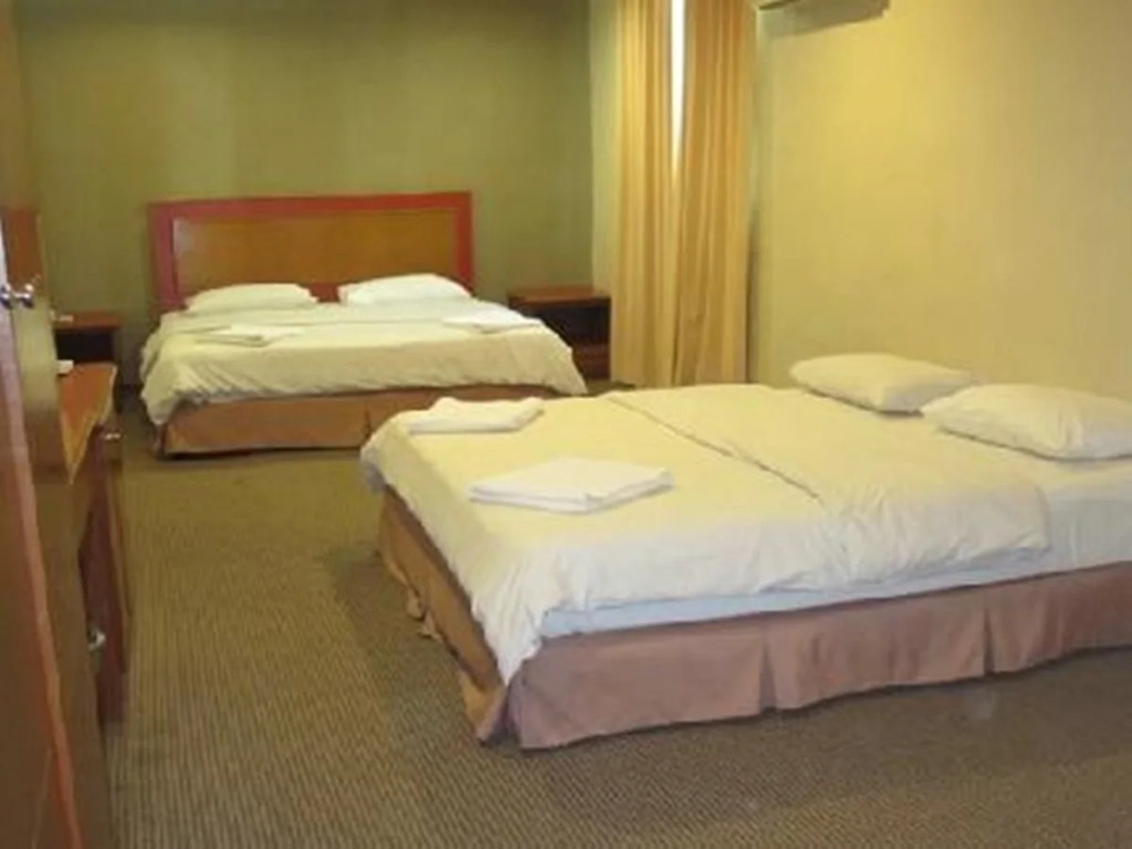 Seri Borneo Hotel