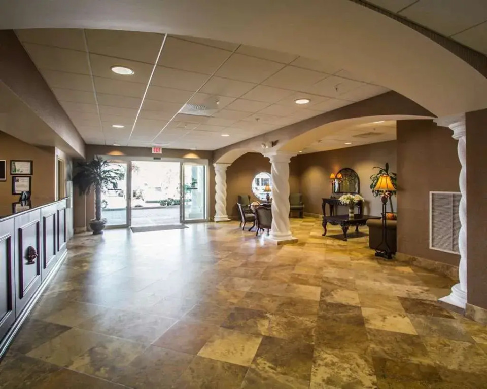 Comfort Inn & Suites
