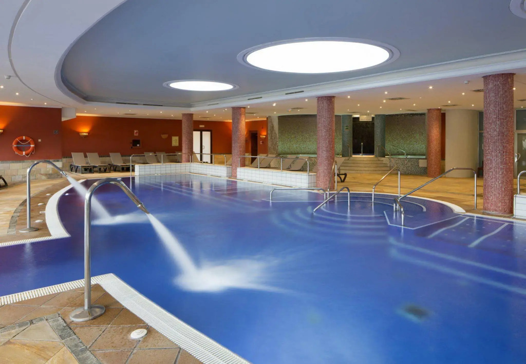 Отель Marriotts Club Son Antem