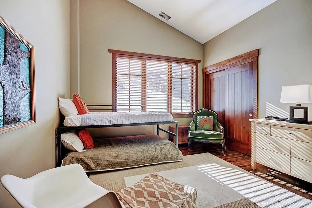 One Ski Hill Place 8509 4 Bedroom Condo