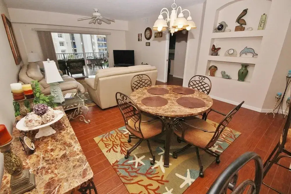 Oceanwalk 1-403 Apartment 2
