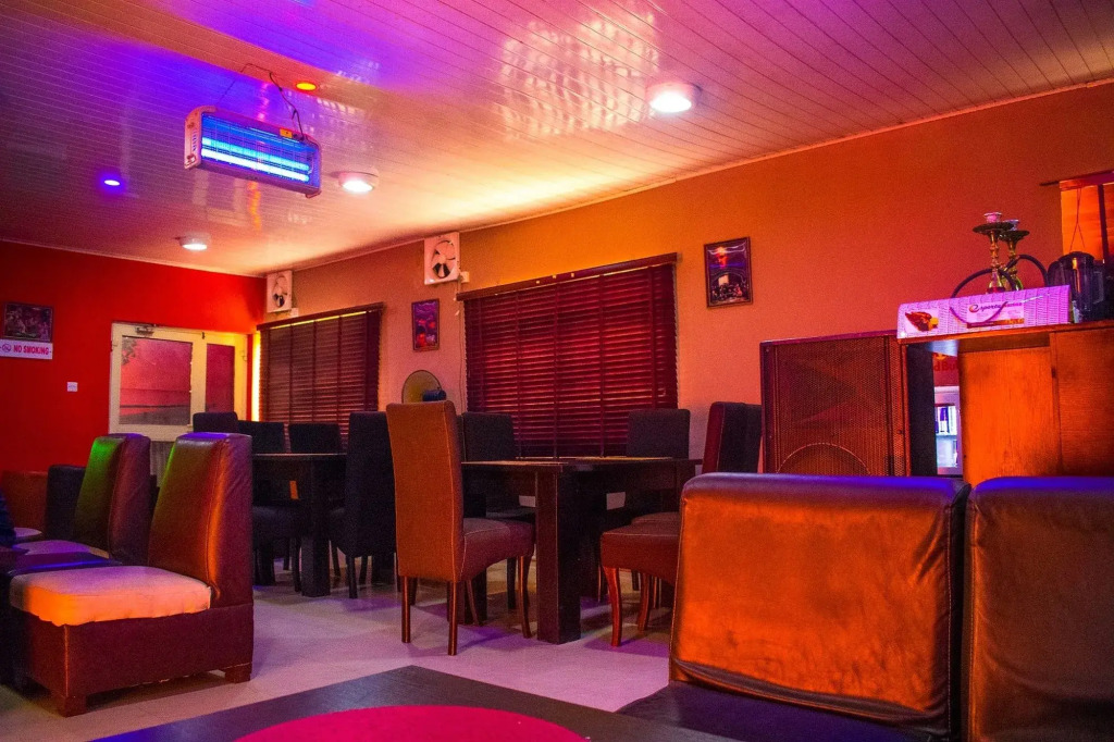 Esporta Suites - Agindingbi