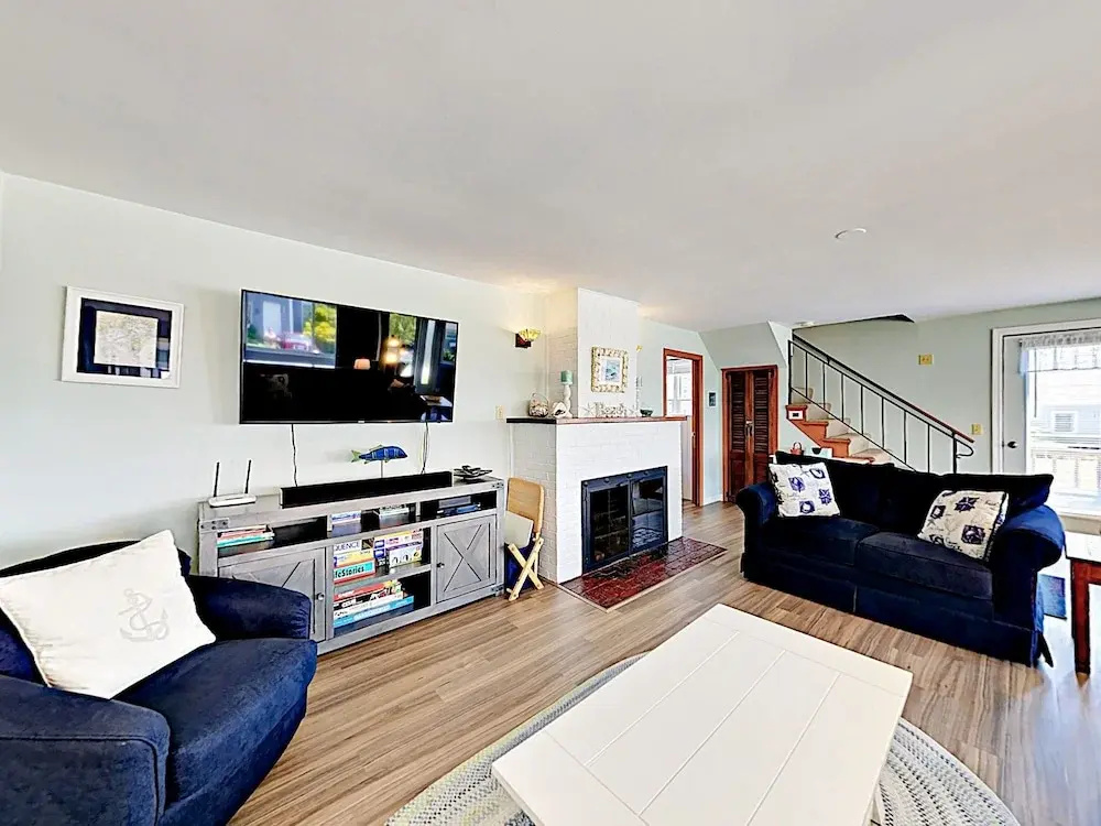 Charming Ocean View Beach House 4 Bedroom Home