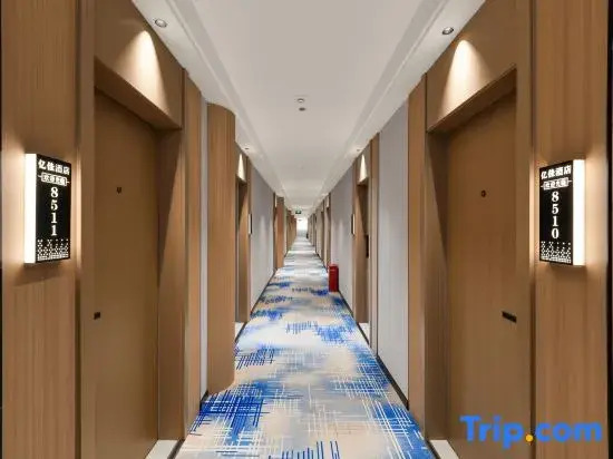 Yi  Jia  Hotel