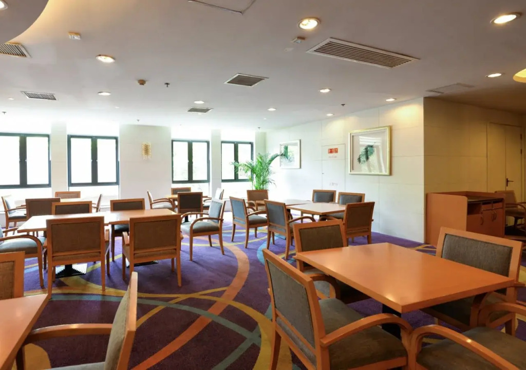 Отель Fairfield by Marriott Shanghai Pudong South