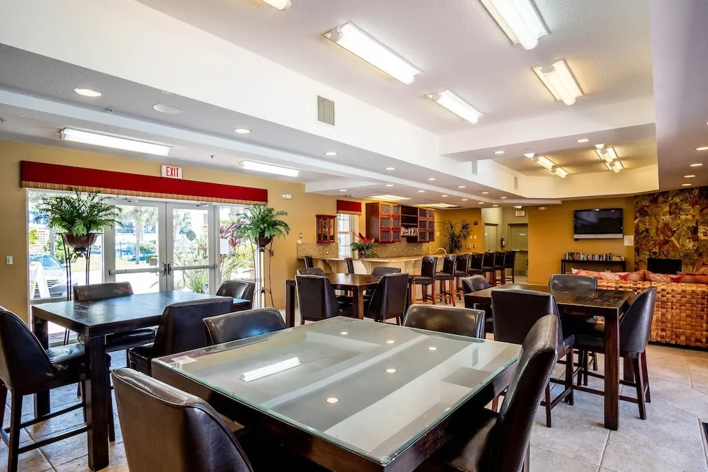 4-206 Ocean Walk - 2 Br Condo