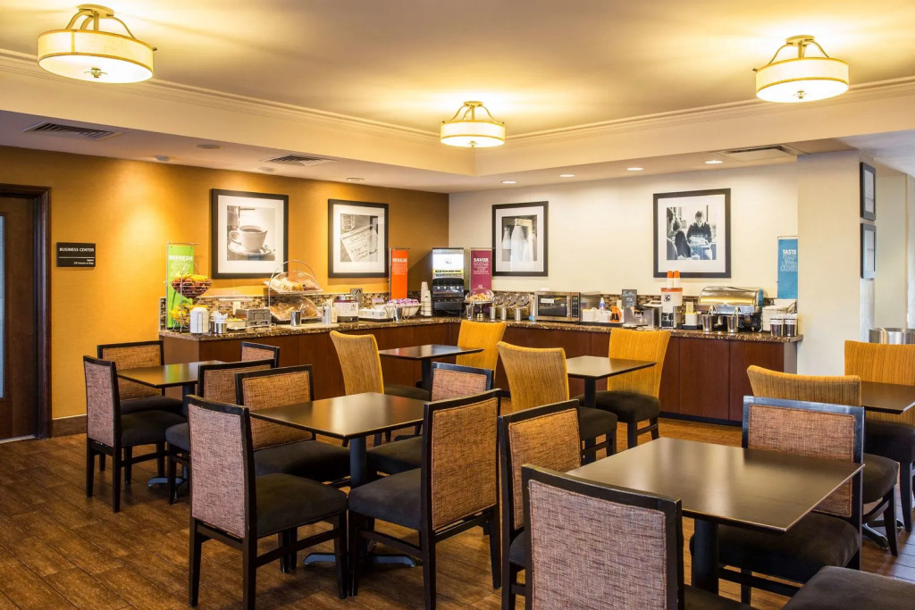 Hampton Inn Philadelphia-Airport