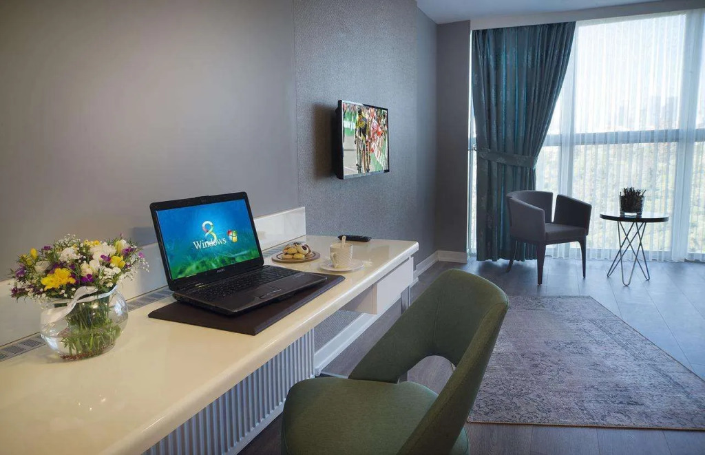 The Clock Suites