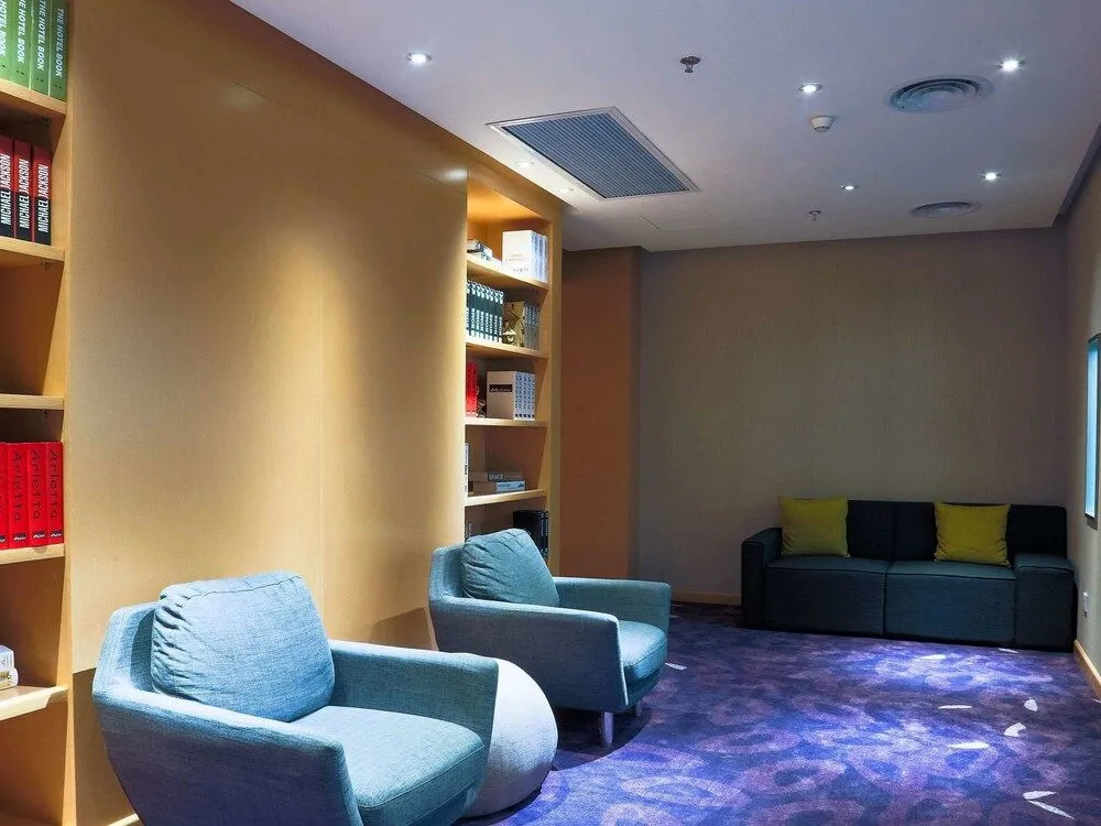 IBIS Styles NT WZ Intl Plz