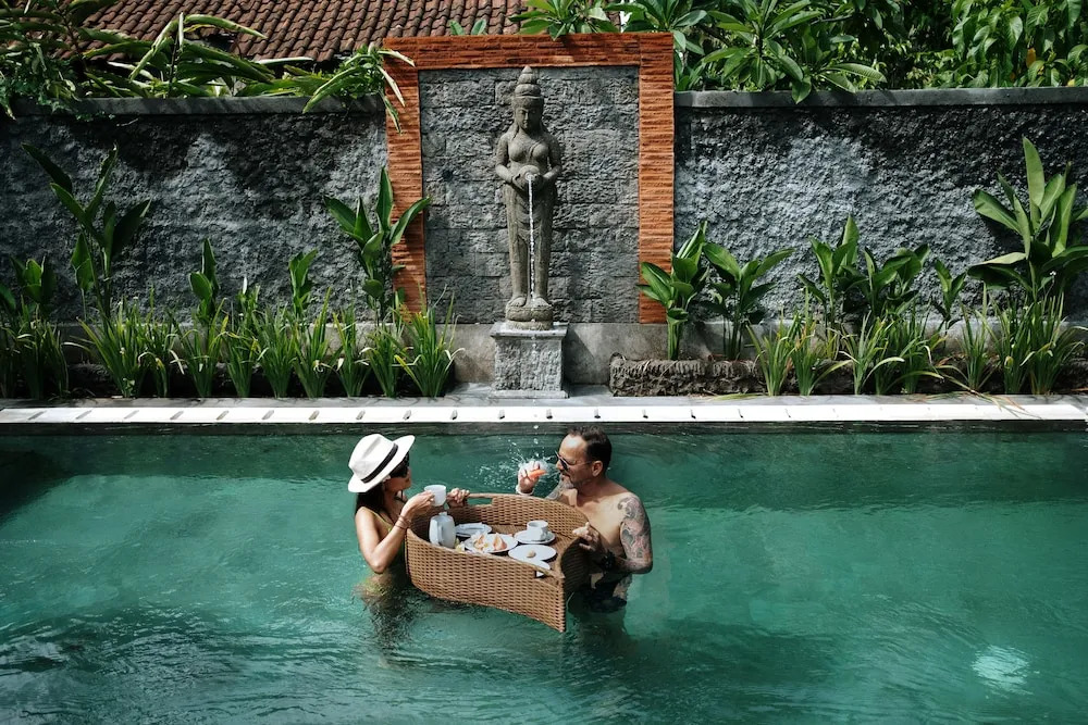 Puri Astrani Villa by WizZeLa