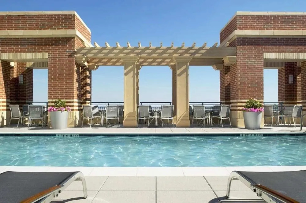 We Host Incredible Apt In Pentagon City