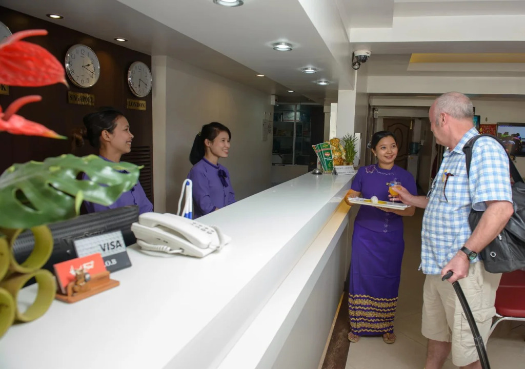 High Five Hotel