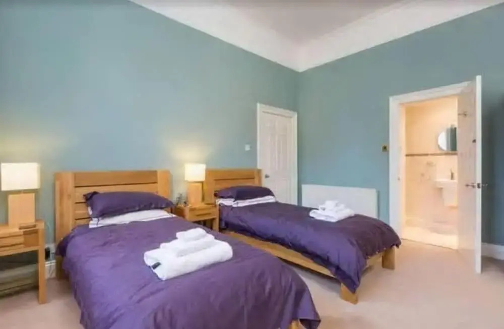 Hanover Street! Heart of the Centre 2bd/2bath