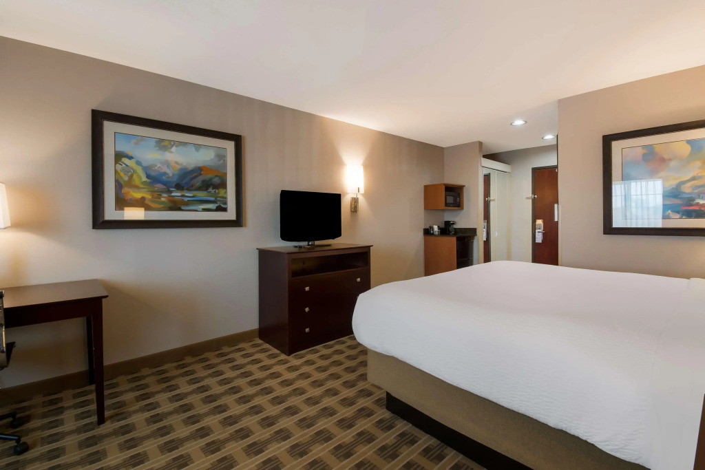 Best Western University Inn and Suites