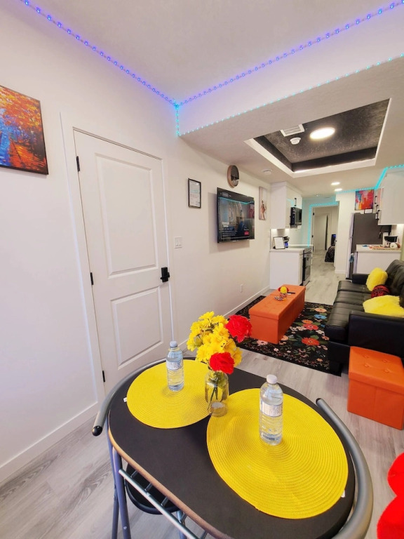 Swithome Properties Cozy Suite With Pond View, Near YEG Airport