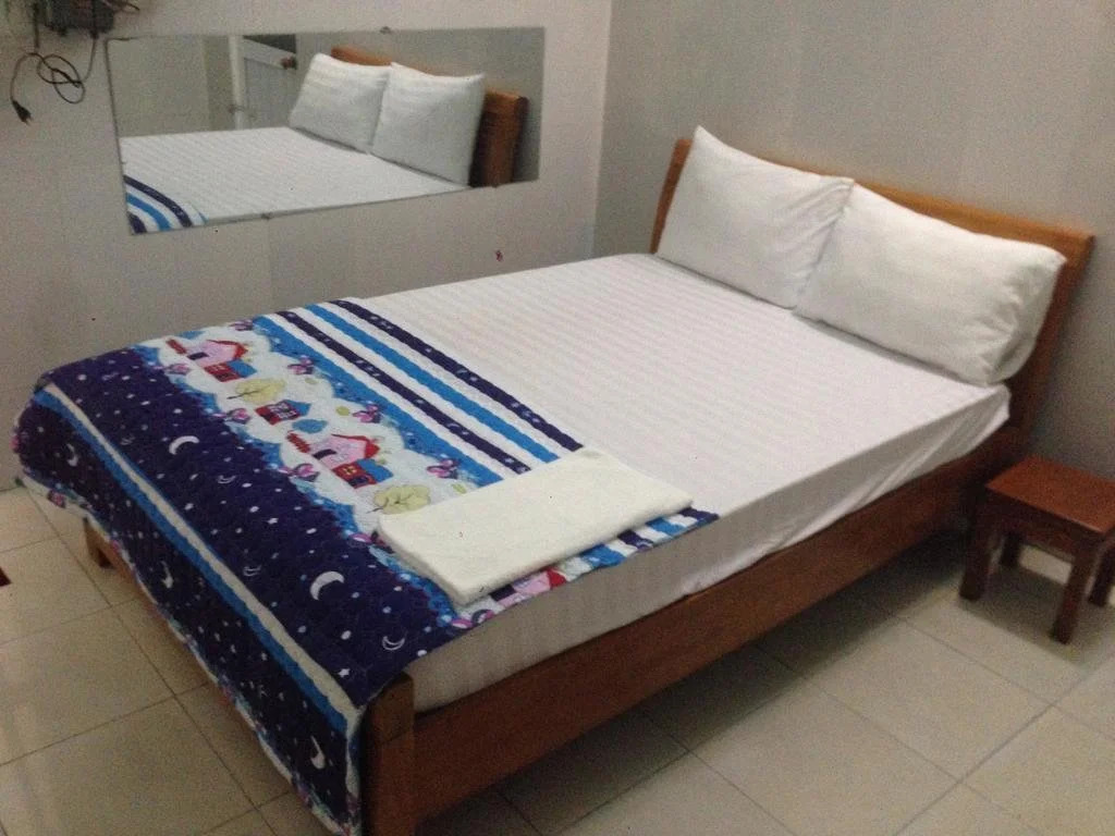 Scorpion Hotel
