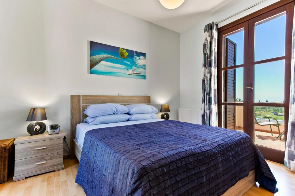 4 bedroom Villa Kellia with private pool, Aphrodite Hills Resort