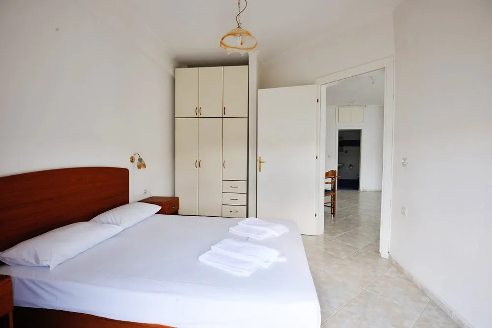 Kleopatra Apartments