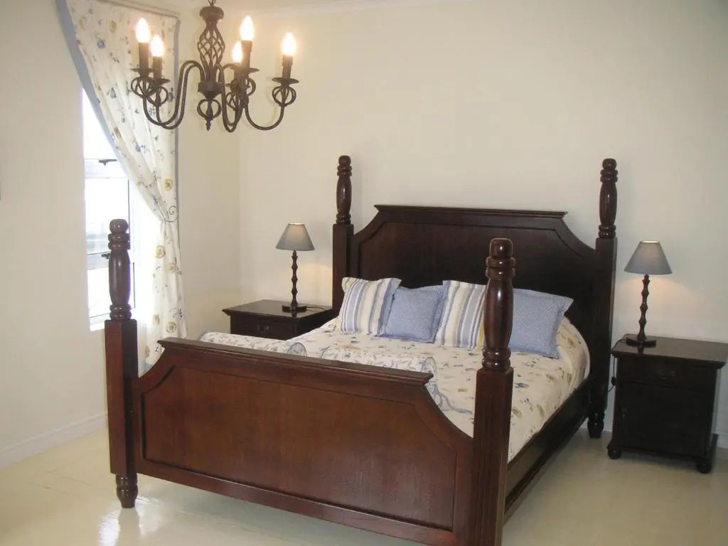 Waterside Living MM1304