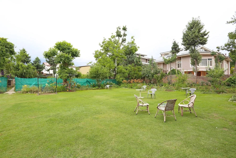OYO 5735 Hotel Ashai